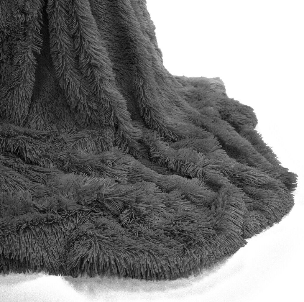 HUG & SNUG THROW LUXURY BLANKET